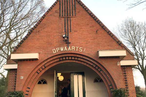 Kerkje Opwaarts.jpg 